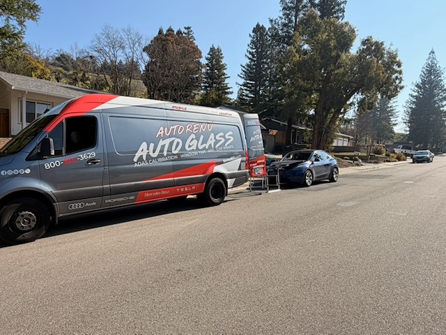 East Bay's #1 Mobile Auto Glass — Auto Renu